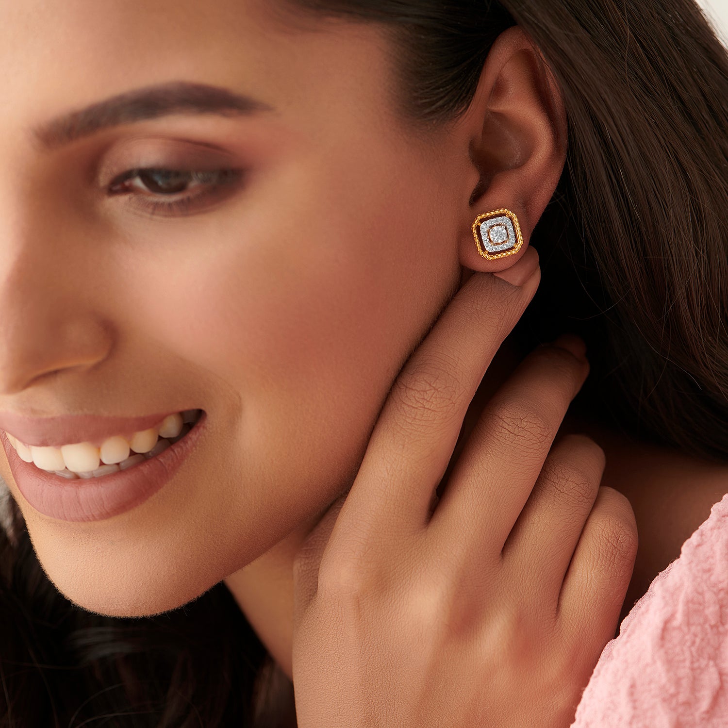 Sabrina Solitaire Earring